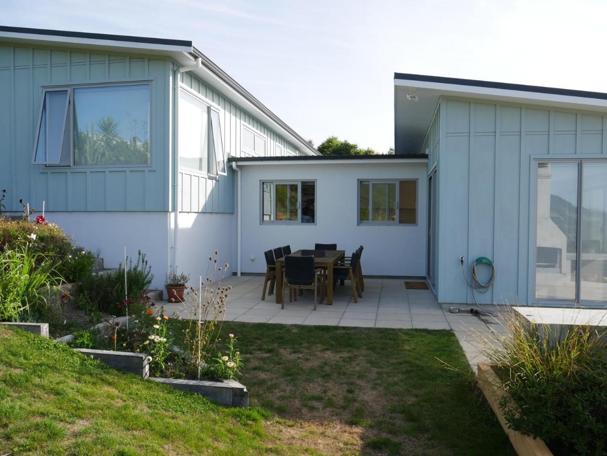 Aston Road Villa Bed & Breakfast Waikanae Buitenkant foto